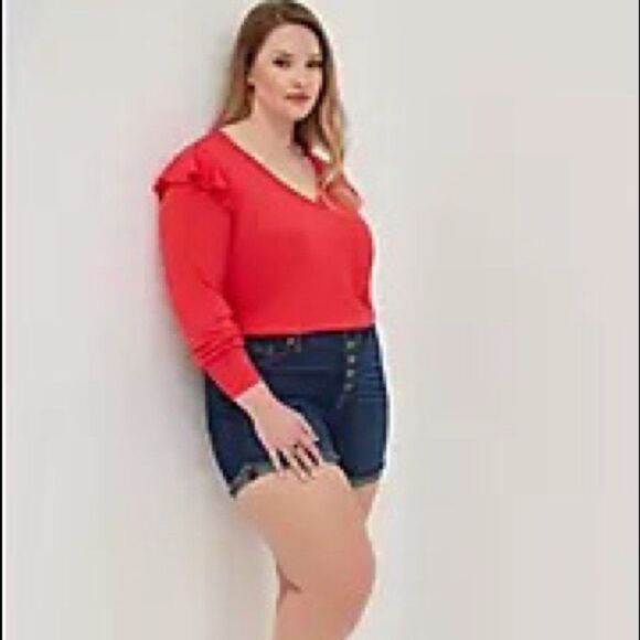 NWT Torrid FRENCH TERRY V-NECK RUFFLE SHOULDER SWEATSHIRT 1x Red NWT - Picture 2 of 10
